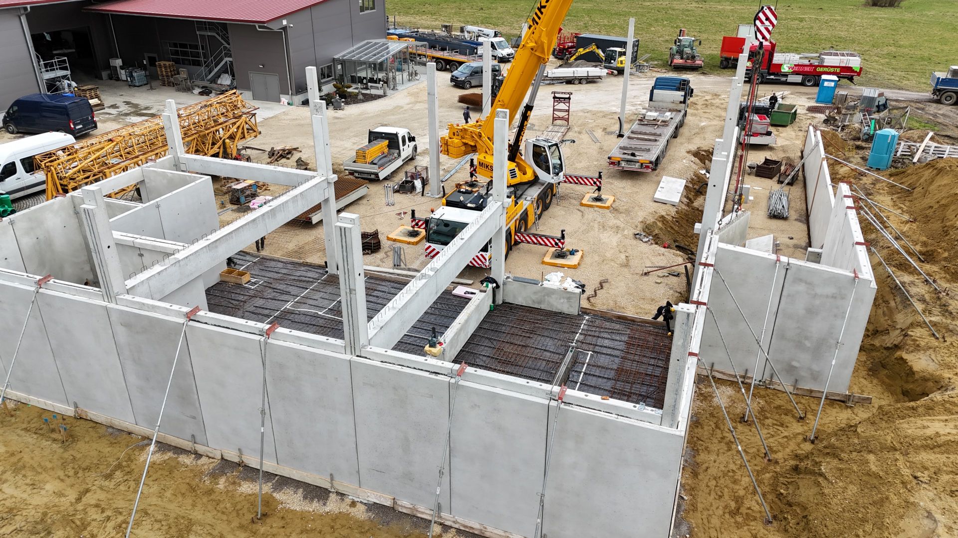 Hochbau Gewerbebau Betonfertigteile